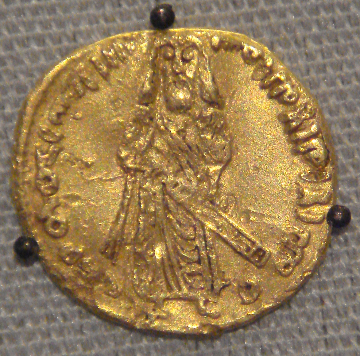 Abd al-Malik and the 696 coinage reform — illustrative image from the Persian Treasury archive